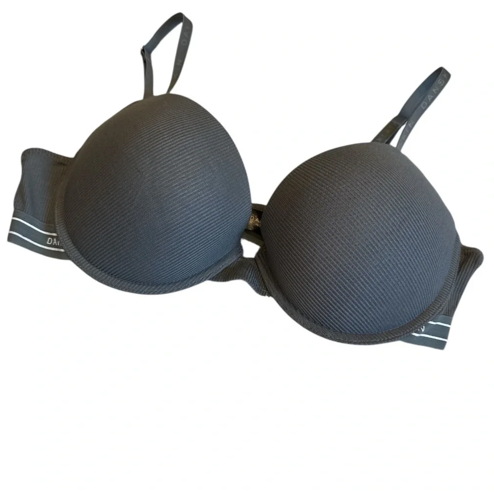 Danskin Soft Lift Gray Bra Size 38C